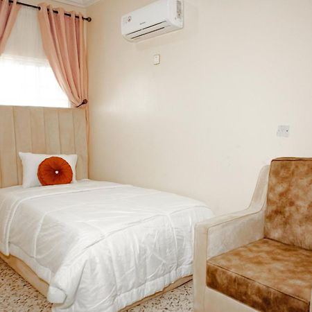 Nexus Xpress Hotel アブジャ エクステリア 写真