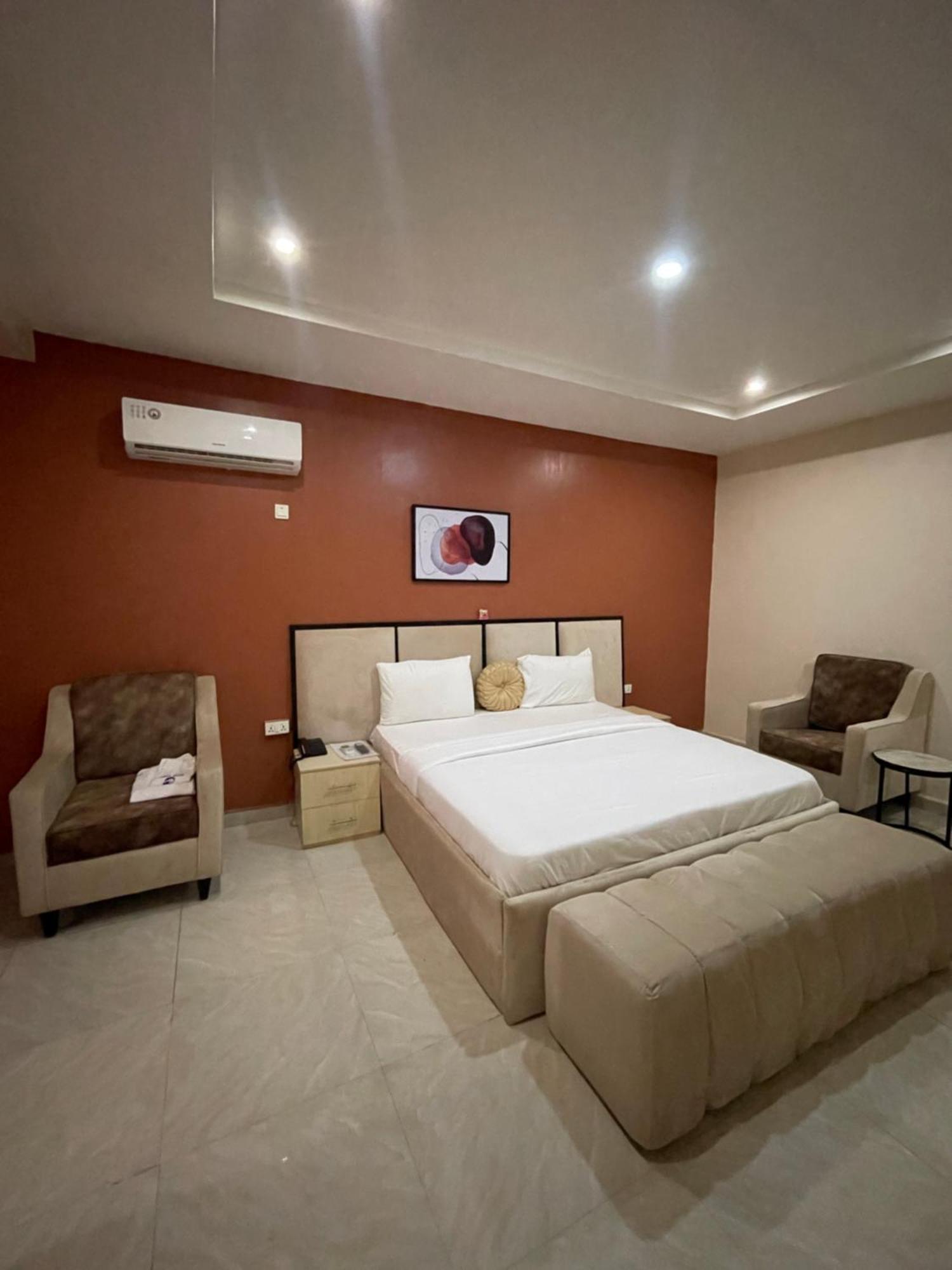 Nexus Xpress Hotel アブジャ エクステリア 写真